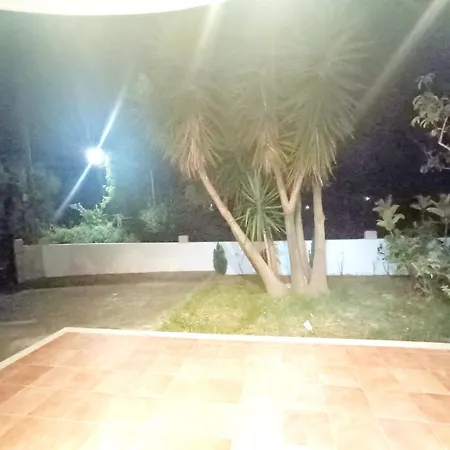 Diogenis Garden 45m2 For 3 Persons Apartment