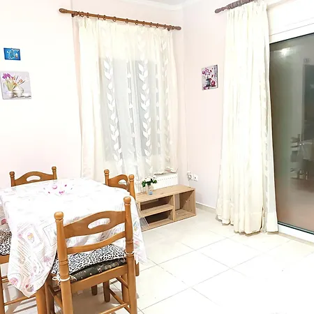 Diogenis Garden 45m2 For 3 Persons Apartment *