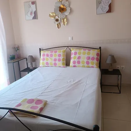 Diogenis Garden 45m2 For 3 Persons Lefkáda